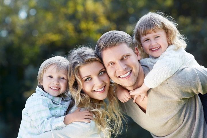 Новые инициативы поддержки семей с детьми: что ждет родителей в 2025 году?