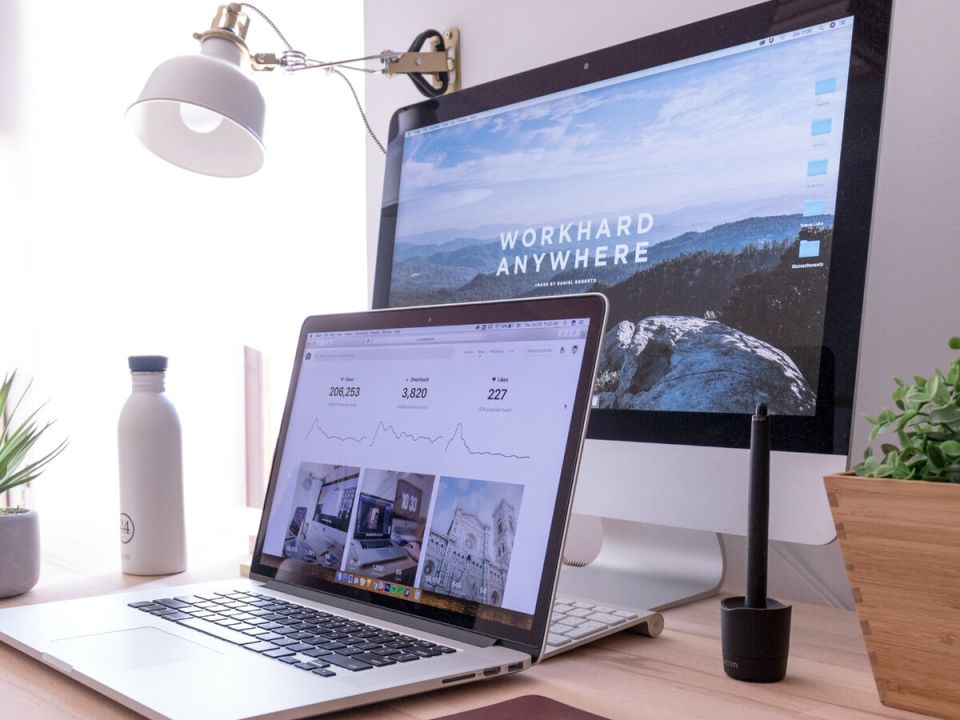 Как не испортить экран: полезные советы по очистке вашего устройства