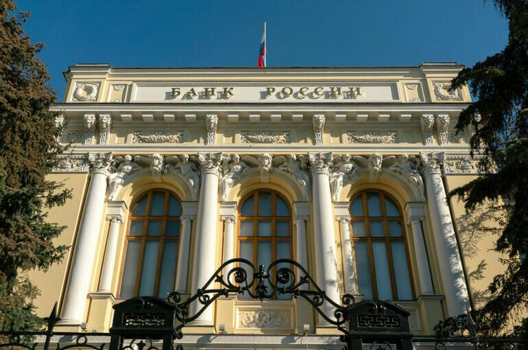 Госдума продлевает полномочия ЦБ для борьбы с санкциями до 2026 года