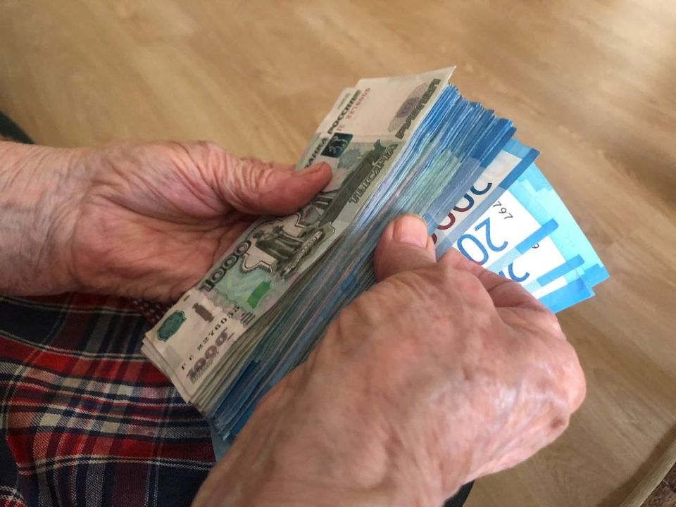 Как 100 тысяч рублей привели к потере квартиры: история о мошенничестве и судебных баталиях