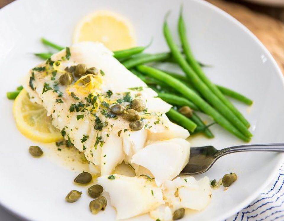 Треска с каперсами в лимонном соусе: Рецепт, который украсит ваш стол