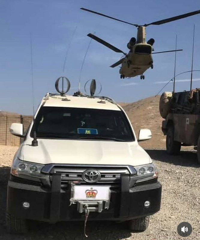   Toyota Land Cruiser 200     