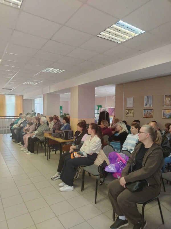 29 мая 2025 в городской детской библиотеке состоялась встреча специалистов органов системы профилактики с опекунами и замещающими родителями