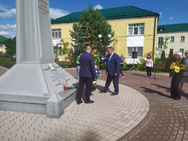 День партизан и подпольщиков еще одна памятная дата, чтобы вспомнить и низко поклониться тем, кто сражался в тылу врага, на оккупированной захватчиками территории, всеми силами приближая Победу в Великой Отечественной войне
