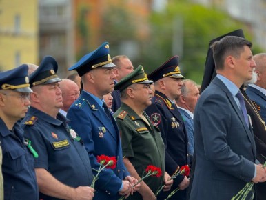 В Брянске почтили память партизан и подпольщиков