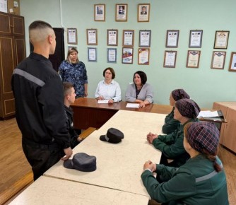 Специалисты службы занятости Суражского района провели ярмарку вакансий для граждан, отбывающих наказание в виде лишения свободы в колонии-поселении №3 УФСИН по Брянской области