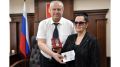В Брянске Любовь Аносову наградили медалью «100 лет Верховному Суду России»