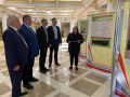 Сегодня, в рамках торжественной церемонии, приуроченной к Дню образования Брянской области в фойе Хрустального зала была представлена планшетная выставка «Трудовые династии Брянщины»