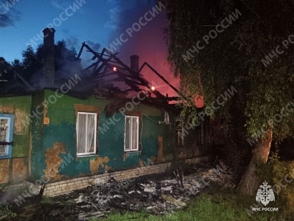 В результате пожара в жилом доме под Злынкой травмирован мужчина