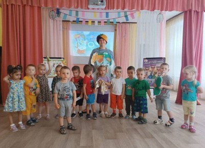 11 июля в МБДОУ-д/с №27 «Чебурашка» прошло развлечение в первых младших группах «В гостях у Мойдодыра»