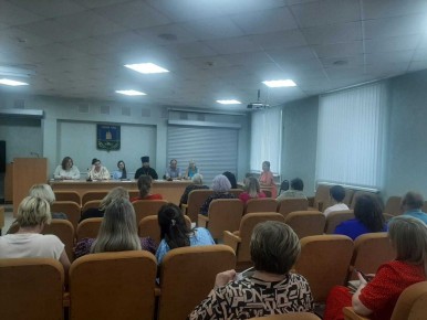 «Круглый стол» в рамках Всероссийской недели правовой помощи по вопросам защиты интересов семьи прошёл в администрации Брянского района