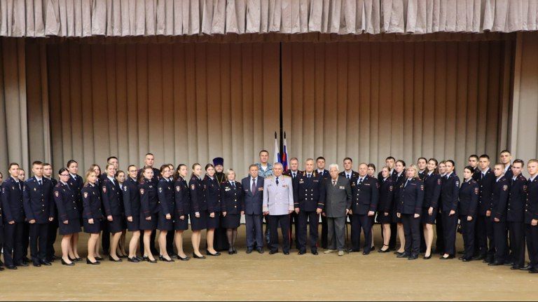 Брянскую полицию пополнили 48 новобранцев