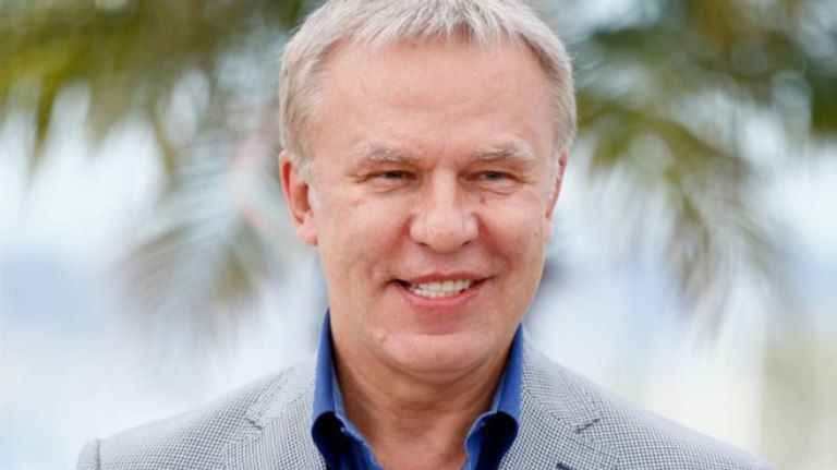 Фетисов назвал абсурдом включение брянского лыжника Большунова в базу «Миротворца»*