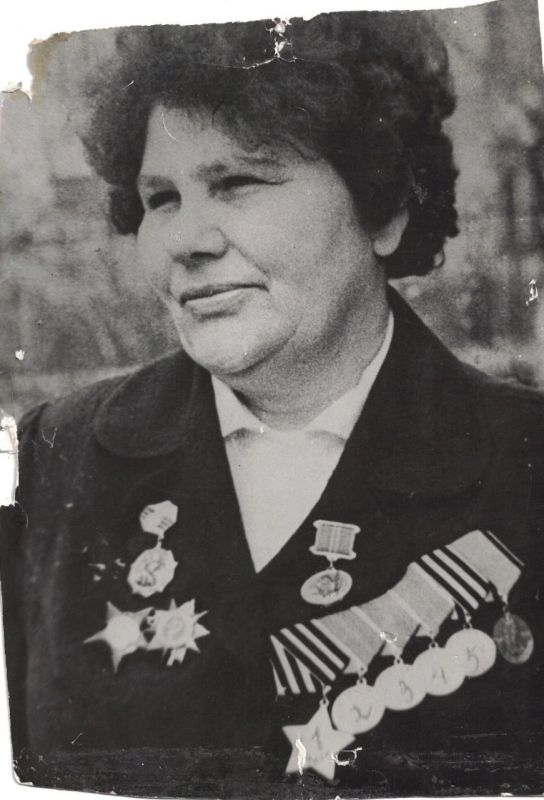    17  1925      