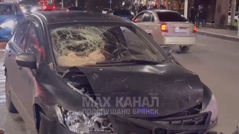 В Сети появилось видео жесткого ДТП на Кургане в Брянске