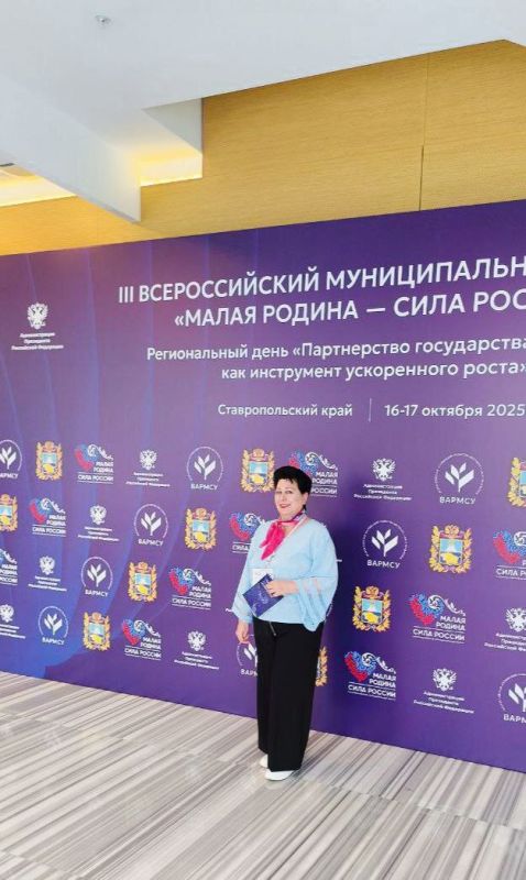 Сегодня глава администрации Клинцовского района Максименко Л. И. принимает участие в