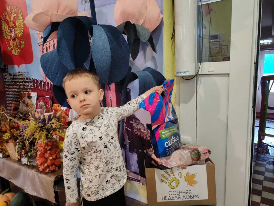 В ходе данной акции, на муниципальном уровне, в нашем городе Клинцы, стартовала патриотическая акция «Подари тепло солдату», в которой, коллектив МБДОУ- детский сад №10 «Ручеёк» и воспитанники нашего детского сада и их...