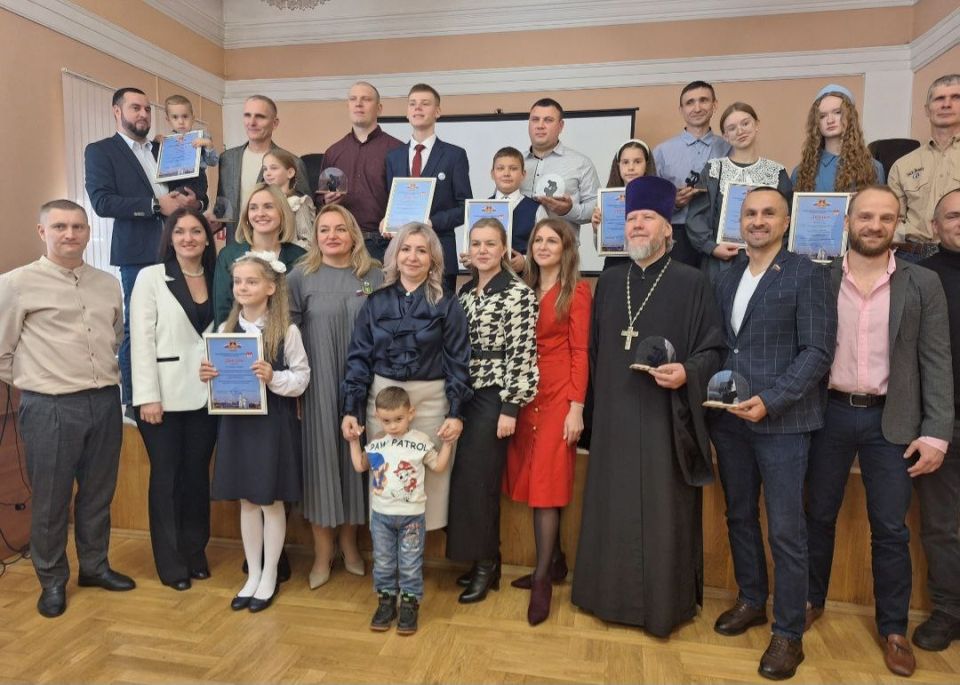 Инна Мухина: В канун Всероссийского праздника Дня отца состоялось торжественное награждение победителей конкурса «Мой любимый папа»