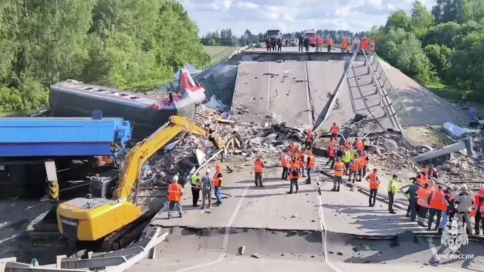 Богомаз: рухнувший под Выгоничами мост обещают восстановить к Новому году
