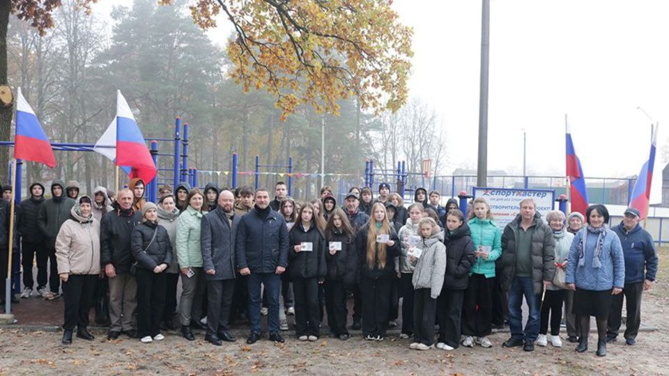 В Навле открылась новая современная спортивная площадка в рамках проекта "Поколение Спортмастер"