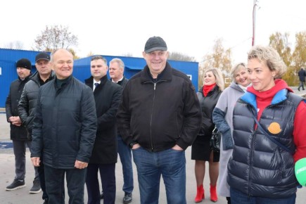 Олимпийская чемпионка Ольга Зайцева посетила спортивные объекты в Стародубе