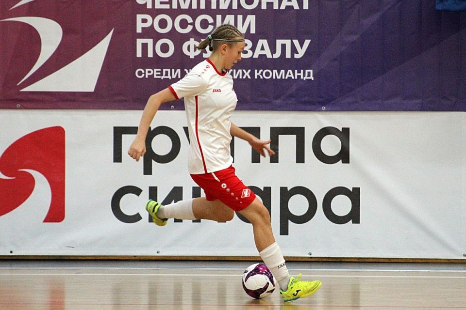 Брянские «спартаковки» выступают в футзальной высшей лиге