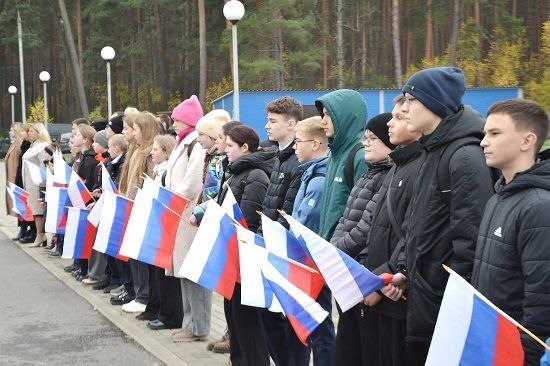 Олег Матыцин открыл новую спортивную площадку в городе Жуковка Олег Матыцин открыл новую спортивную площадку в городе Жуковка