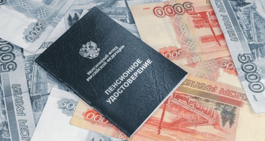 Судебная Битва за Пенсию: Как В.Ю. Добился Справедливости после Отказа ПФР