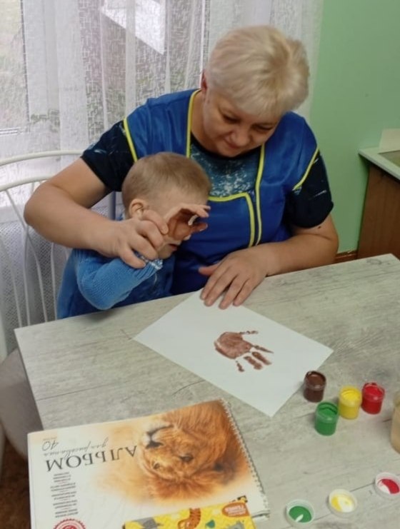 И в десять лет, и в семь и в пять И в десять лет, и в семь и в пять