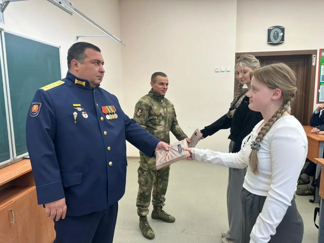 Урок мужества "Время Героев" Урок мужества "Время Героев"