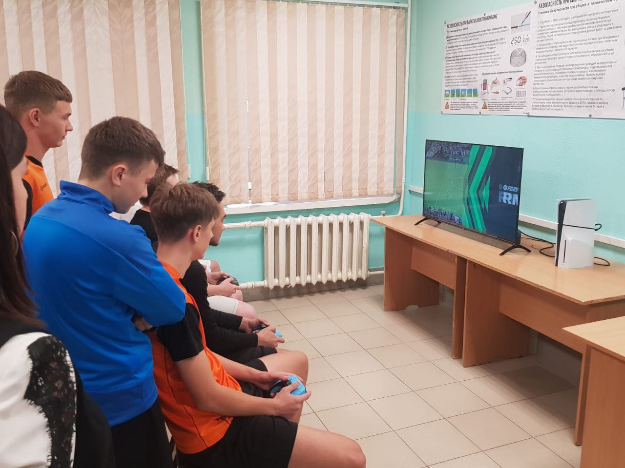 В городе Клинцы состоялся фестиваль фиджитал-футбола В городе Клинцы состоялся фестиваль фиджитал-футбола
