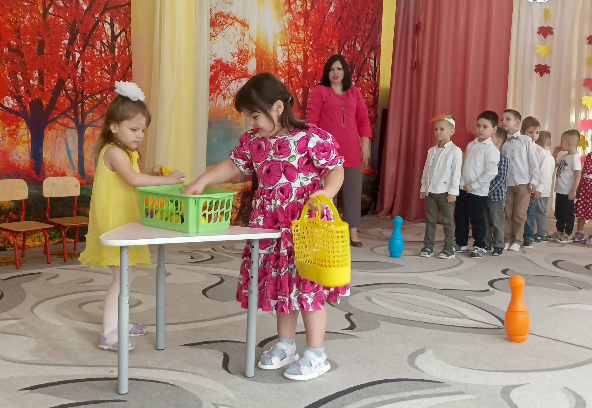 28 октября в МБДОУ-д/с №27 «Чебурашка» состоялся праздник «В гостях у Осени» 28 октября в МБДОУ-д/с №27 «Чебурашка» состоялся праздник «В гостях у Осени»