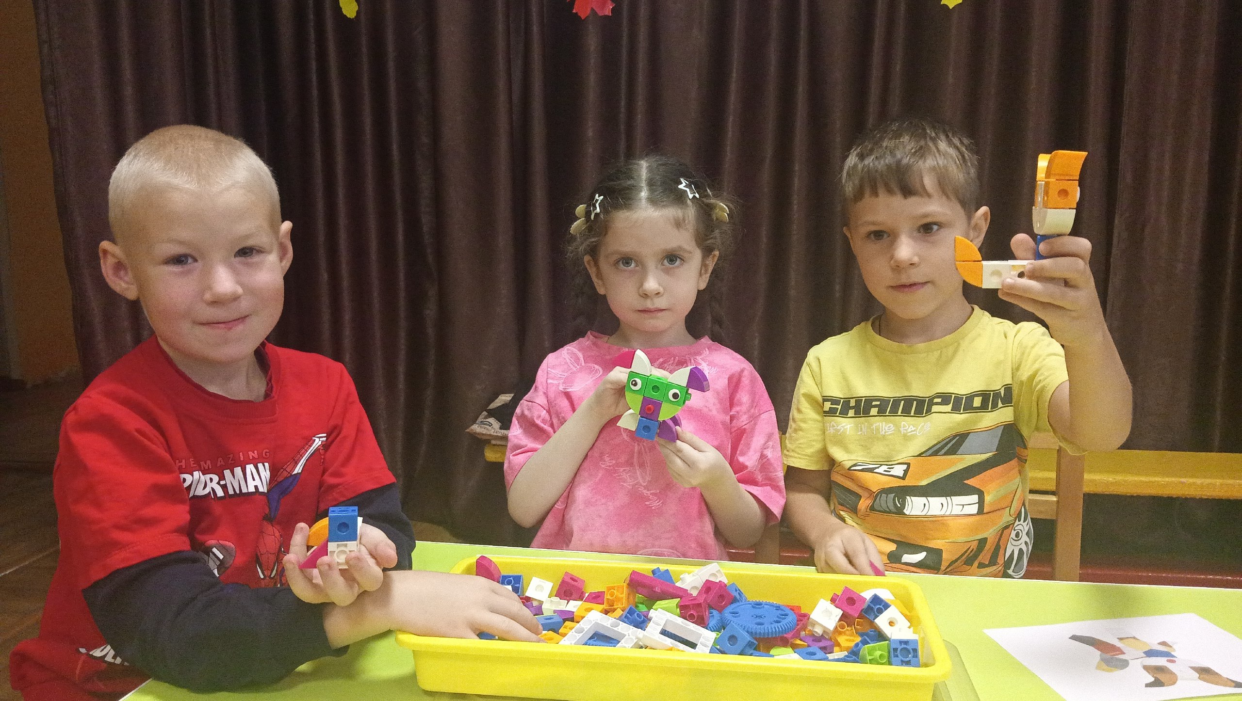 27 октября 2025 года в МБДОУ -детский сад №25 «Огонёк» в рамках празднования Дня народного единства, совместно с Клинцовским ГАУ ДО детский технопарк "Кванториум" прошло мероприятие: «Инженерные каникулы «ТехноОсень-2025»... 27 октября 2025 года в МБДОУ -детский сад №25 «Огонёк» в рамках празднования Дня народного единства, совместно с Клинцовским ГАУ ДО детский технопарк "Кванториум" прошло мероприятие: «Инженерные каникулы «ТехноОсень-2025»...