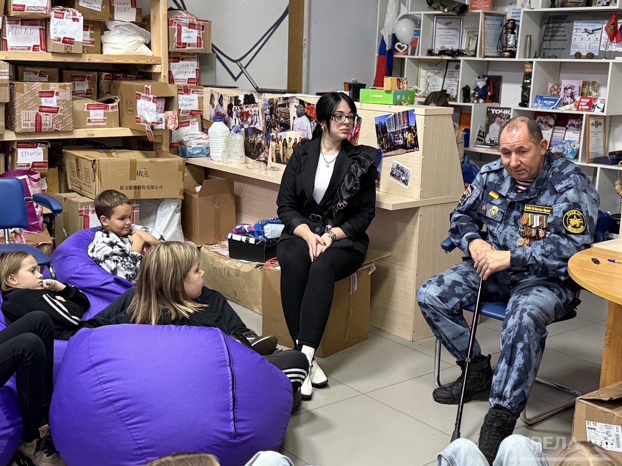 В Брянске в рамках образовательного интенсива в Ресурсном центре по развитию добровольческого движения и общественных инициатив организовали экскурсию для активистов отделения «Движения Первых» Центра внешкольной работы... В Брянске в рамках образовательного интенсива в Ресурсном центре по развитию добровольческого движения и общественных инициатив организовали экскурсию для активистов отделения «Движения Первых» Центра внешкольной работы...