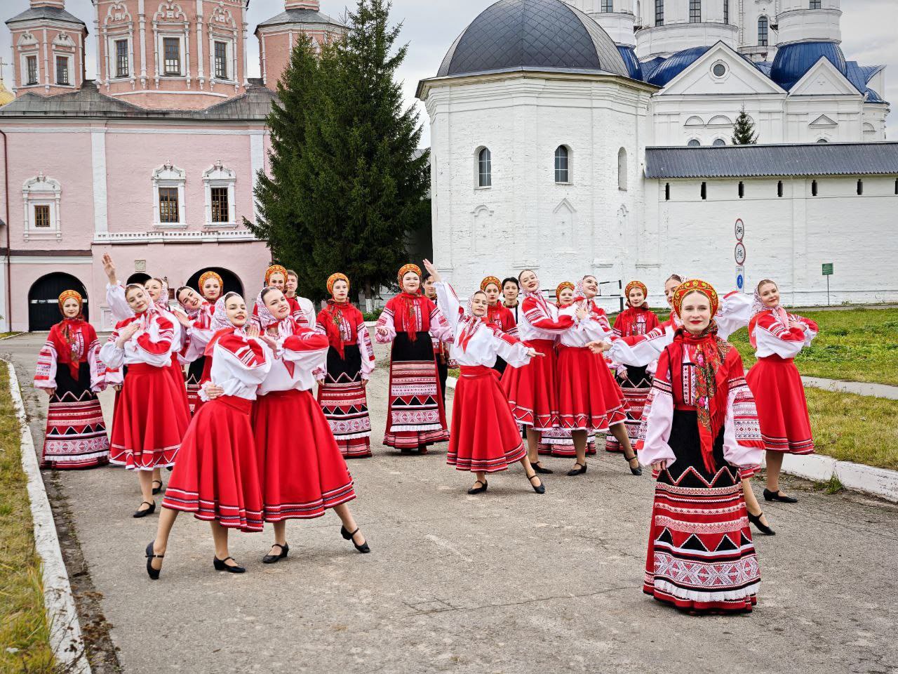Сегодня состоялись видеосъёмки для участия во Всероссийской акции ко Дню народного единства Сегодня состоялись видеосъёмки для участия во Всероссийской акции ко Дню народного единства
