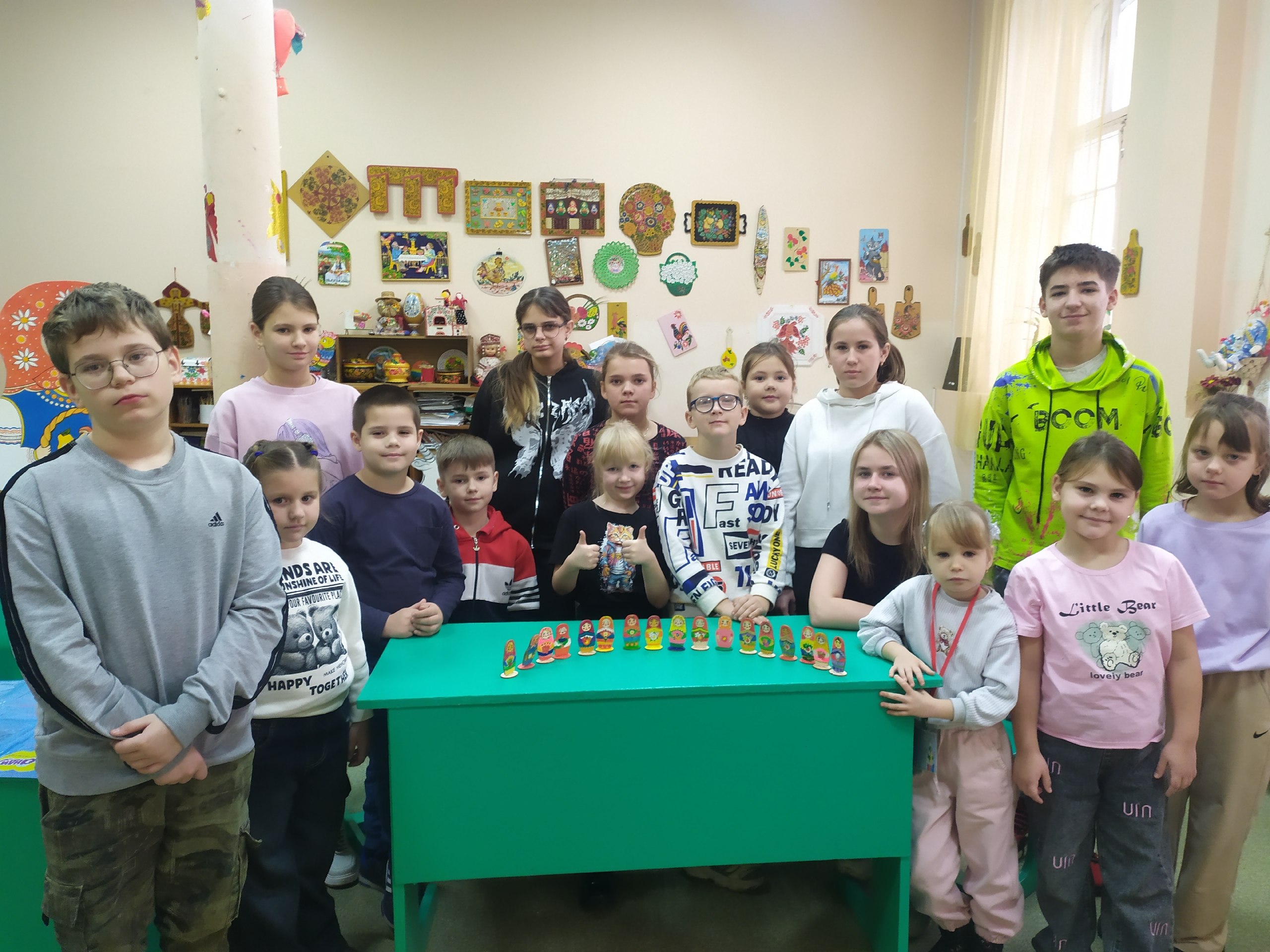 В ЦДТ состоялся мастер – класс «Роспись по дереву» В ЦДТ состоялся мастер – класс «Роспись по дереву»