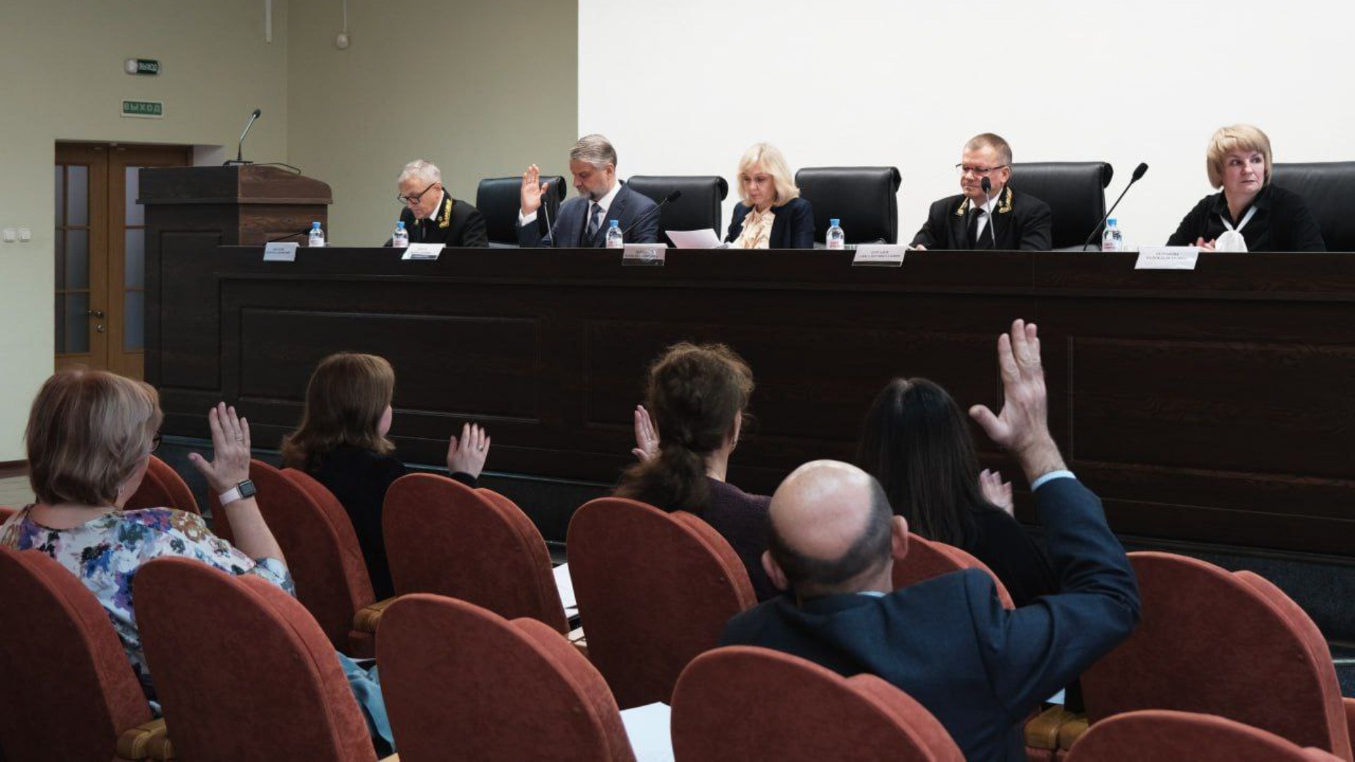 Квалификационная коллегия судей Брянщины рекомендовала кандидатов на должности судей и присвоила классы