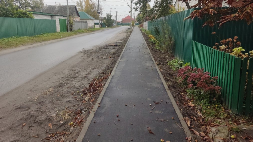 В Советском районе города Брянска завершился капитальный ремонт автомобильной дороги по улице Лазо