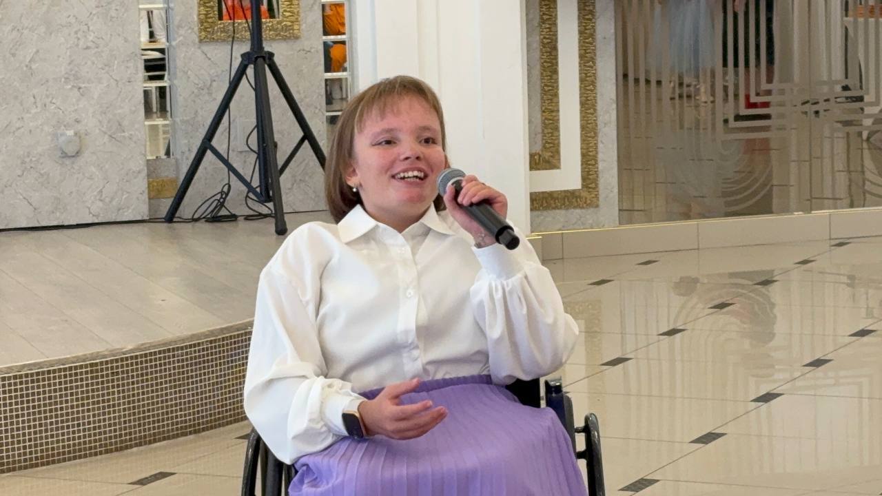 26 октября свой первый день рождения отметила студия инклюзивного танца «Равный танец» 26 октября свой первый день рождения отметила студия инклюзивного танца «Равный танец»