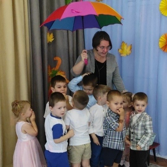 Осень - это волшебное время года, полное ярких красок и щедрых даров природы Осень - это волшебное время года, полное ярких красок и щедрых даров природы