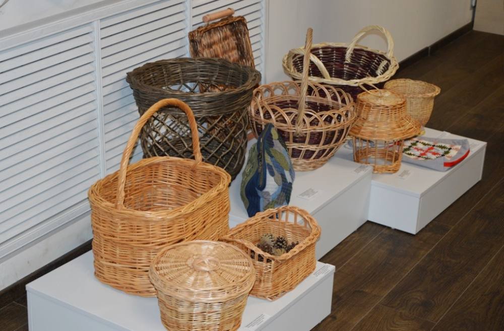 В Центре «Народное творчество открылась выставка работ народной школы-студии «Мастер»   В Центре «Народное творчество открылась выставка работ народной школы-студии «Мастер»