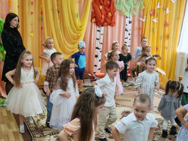 29 октября 2025 года для воспитанников старшей группы в МБДОУ – детский сад №2 «Соловушка» прошел осенний праздник «Волшебные зонтики» 29 октября 2025 года для воспитанников старшей группы в МБДОУ – детский сад №2 «Соловушка» прошел осенний праздник «Волшебные зонтики»