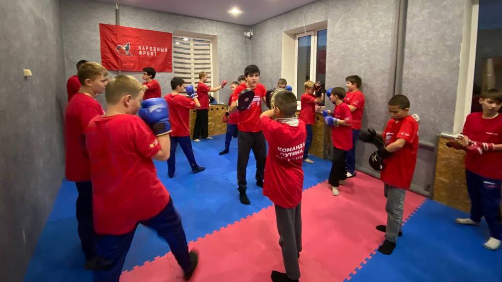 В Брянской области, как и во всей России, отмечают День тренера