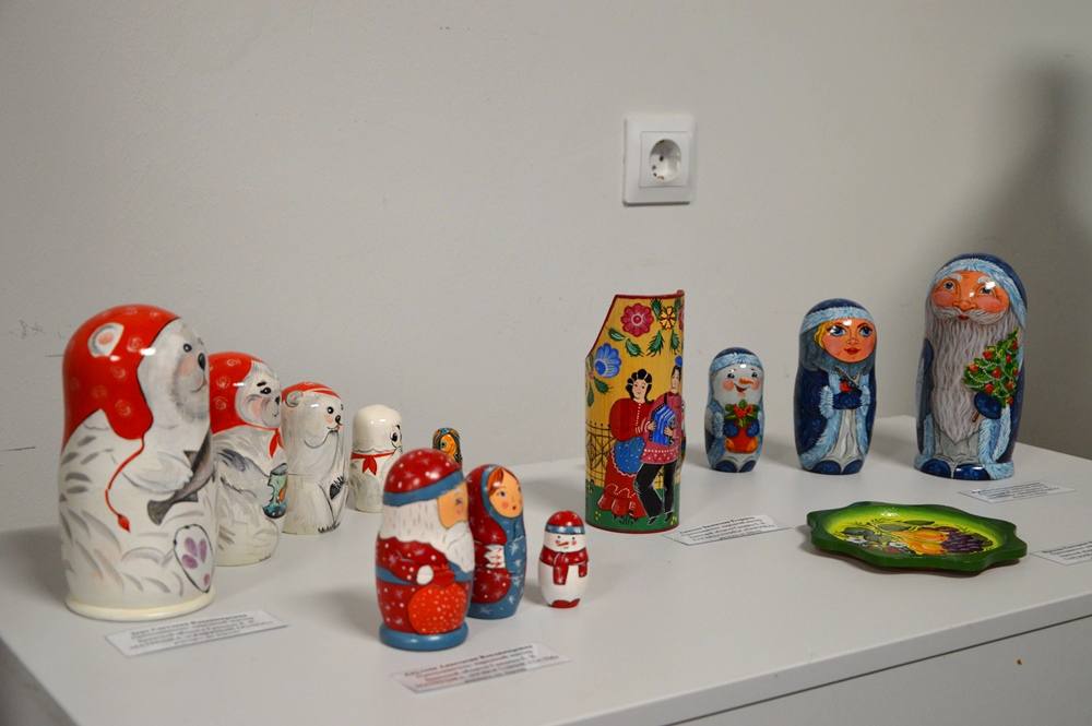 В Центре «Народное творчество открылась выставка работ народной школы-студии «Мастер»   В Центре «Народное творчество открылась выставка работ народной школы-студии «Мастер»