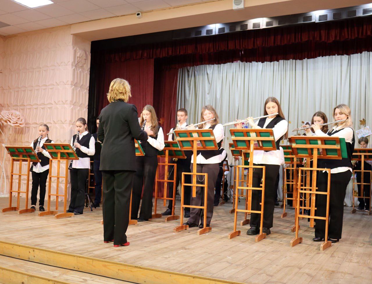 СОЗДАЕМ ТРАДИЦИИ - ВОСПИТЫВАЕМ МУЗЫКАНТОВ! СОЗДАЕМ ТРАДИЦИИ - ВОСПИТЫВАЕМ МУЗЫКАНТОВ!