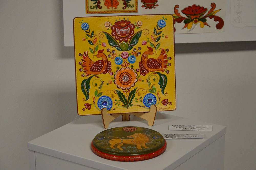 В Центре «Народное творчество открылась выставка работ народной школы-студии «Мастер»   В Центре «Народное творчество открылась выставка работ народной школы-студии «Мастер»