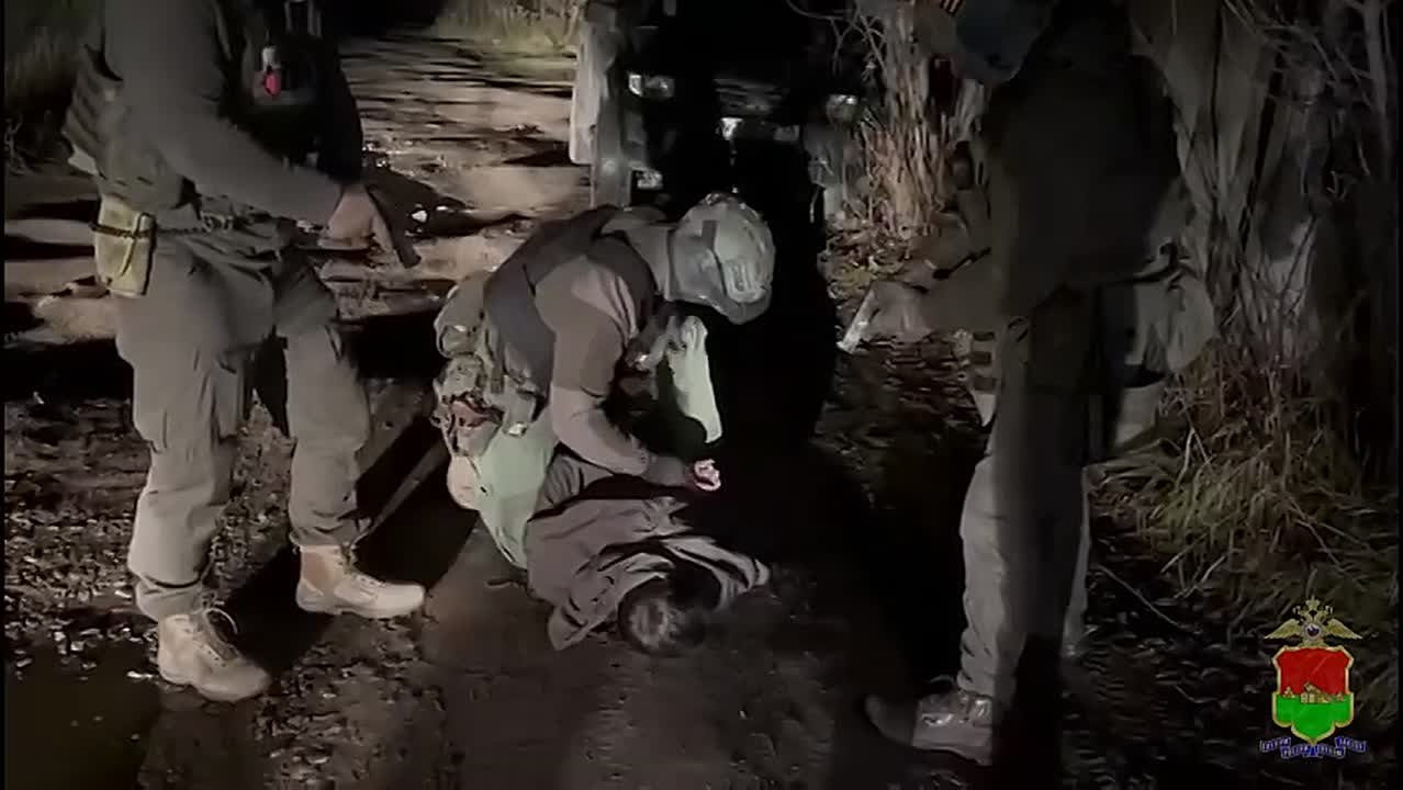 В Брянске возбуждено уголовное дело в отношении мужчины, напавшего на полицейского