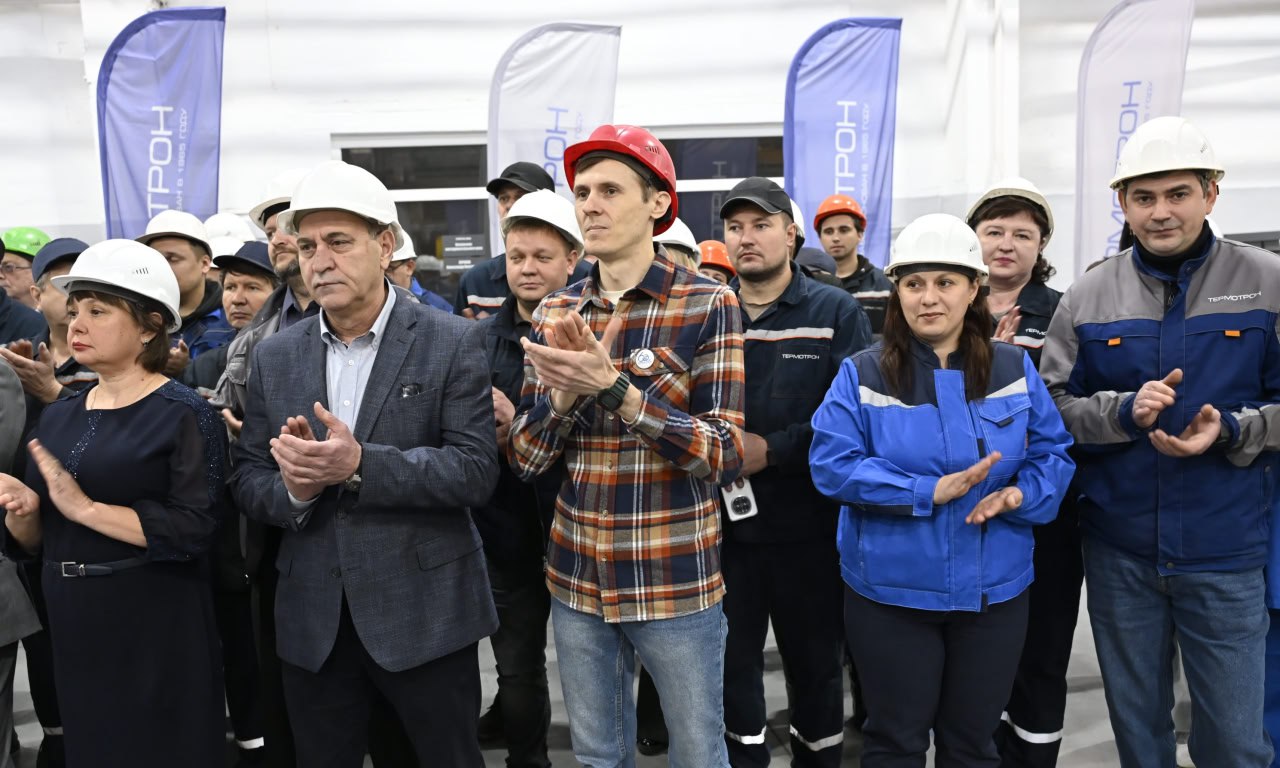 Александр Богомаз: Сегодня вместе с председателем комитета Государственной Думы по физической культуре и спорту Олегом Васильевичем Матыциным посетил ООО «Термотрон-завод» Александр Богомаз: Сегодня вместе с председателем комитета Государственной Думы по физической культуре и спорту Олегом Васильевичем Матыциным посетил ООО «Термотрон-завод»