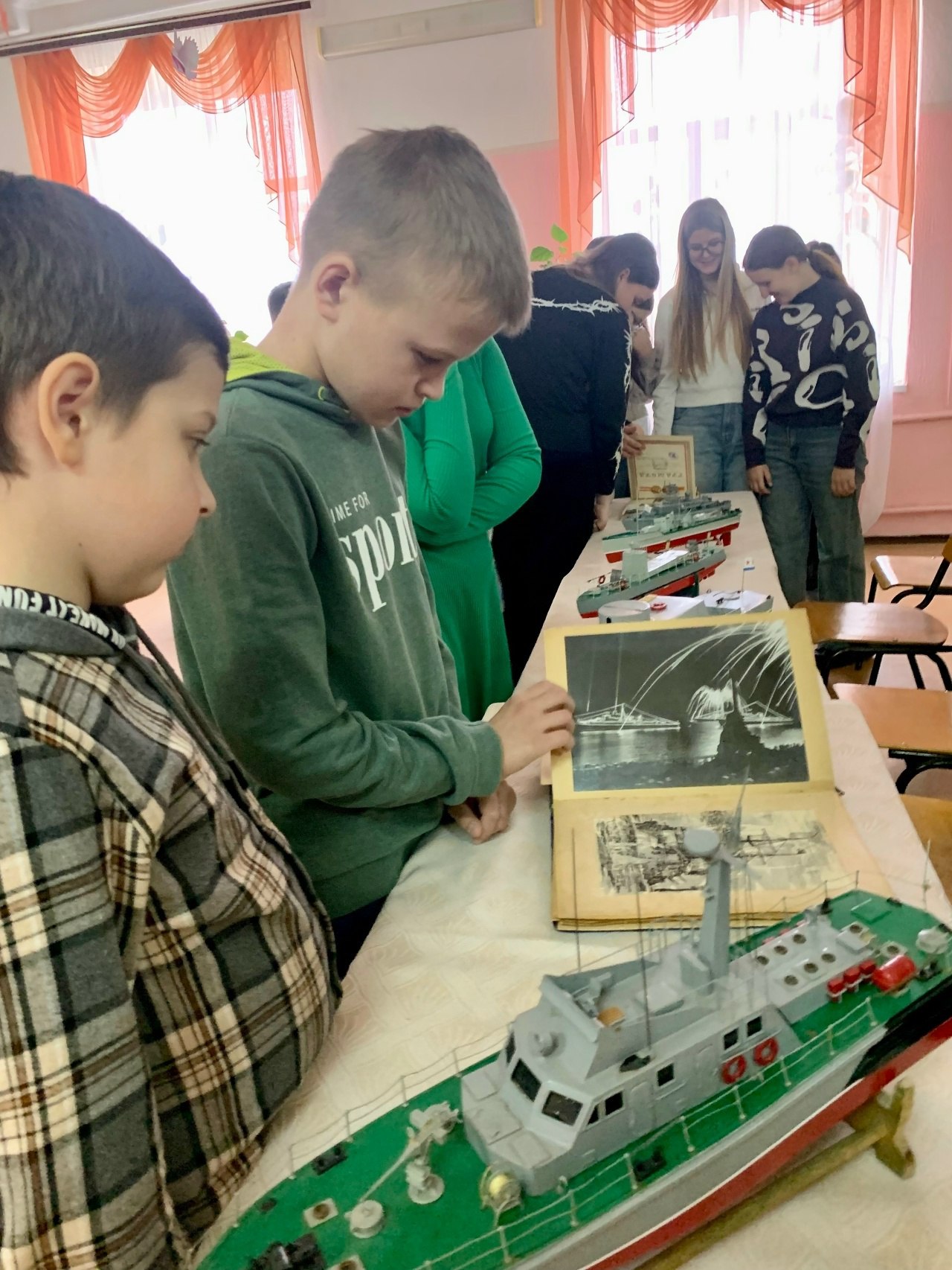 30 октября 2025 г отмечается День создания Российского военно-морского флота, День моряка надводника, а также День судостроителя 30 октября 2025 г отмечается День создания Российского военно-морского флота, День моряка надводника, а также День судостроителя