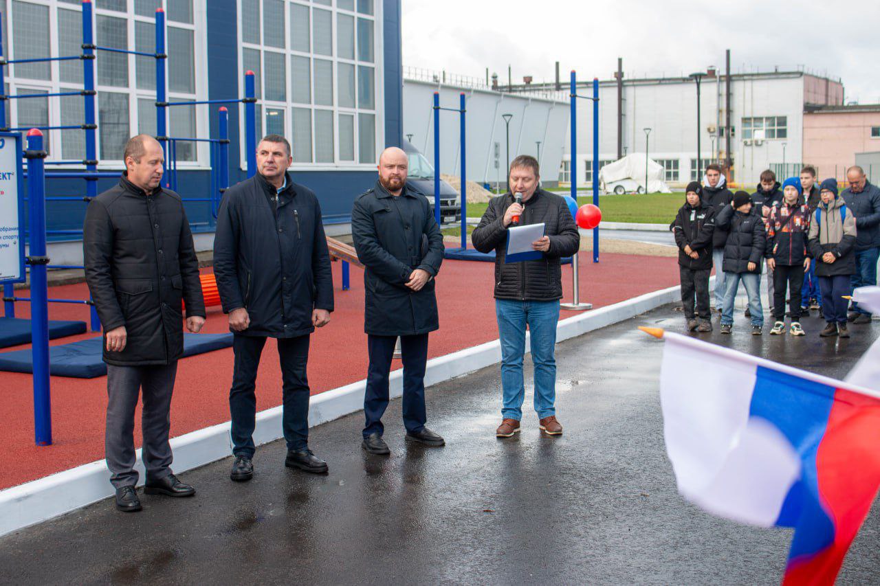 В Брянске появилась еще одна спортивная площадка проекта «Поколение «Спортмастер» В Брянске появилась еще одна спортивная площадка проекта «Поколение «Спортмастер»